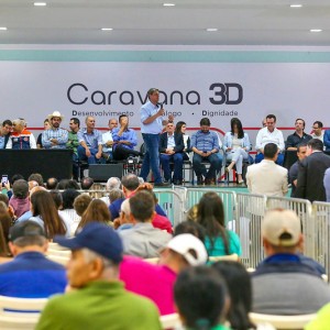 Governador Tarcísio de Freitas traz Caravana 3D a Marília para encontro com prefeitos da região